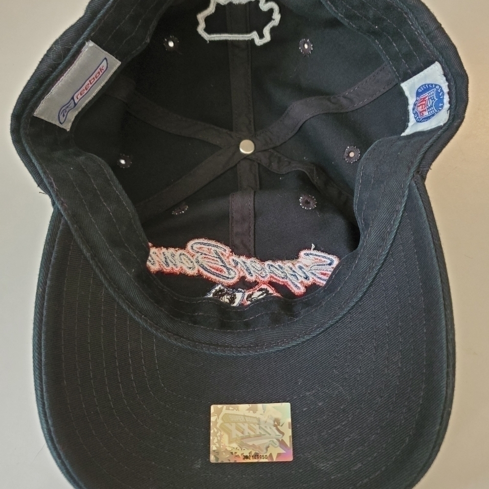 Rare Superbowl 36 Snapback Tragedy and Comedy Reebok - Picture 4 of 8